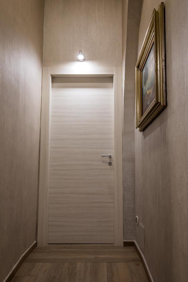 Parthenope Suite Rooms Napoli Bagian luar foto
