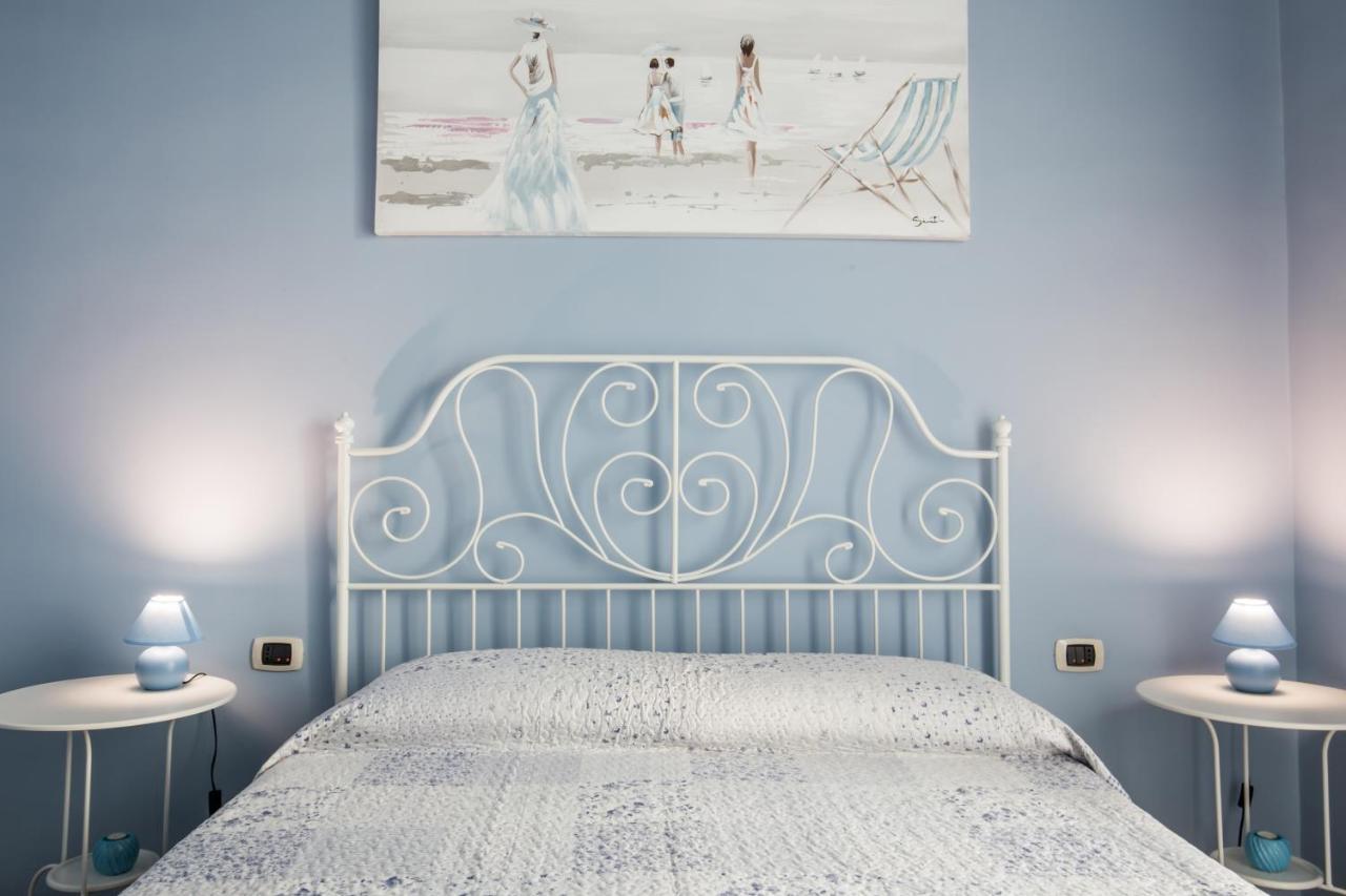 Parthenope Suite Rooms Napoli Bagian luar foto